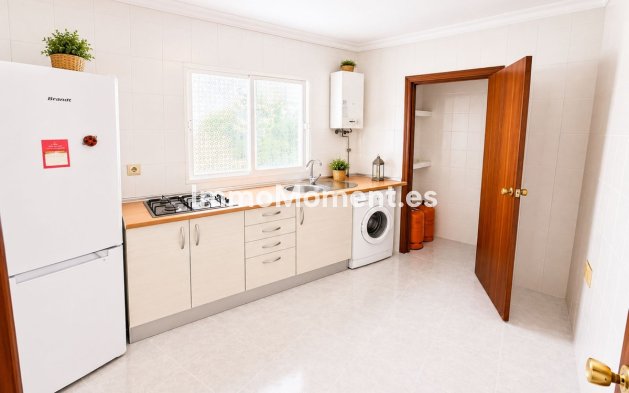 Resale - Detached villa - Casares - Casares Centro