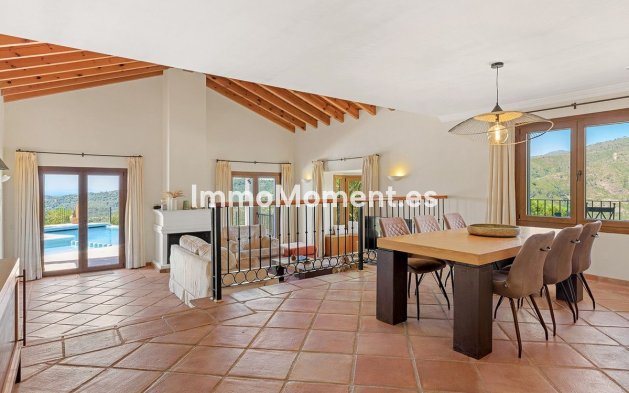 Reventa - Villa independiente - Benahavís - Benahavís Centro