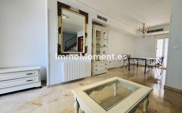 Resale - Townhouse - Marbella - Costabella