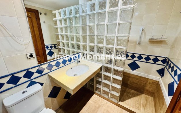 Resale - Townhouse - Marbella - Costabella