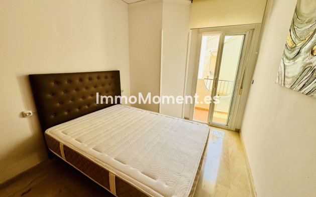 Resale - Townhouse - Marbella - Costabella