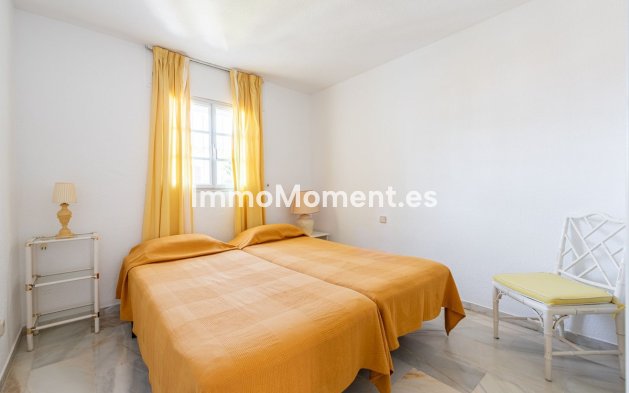 Revente - Maison mitoyenne - Estepona  - Atalaya