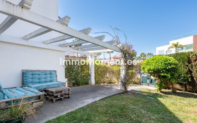 Revente - Maison mitoyenne - Estepona  - Atalaya