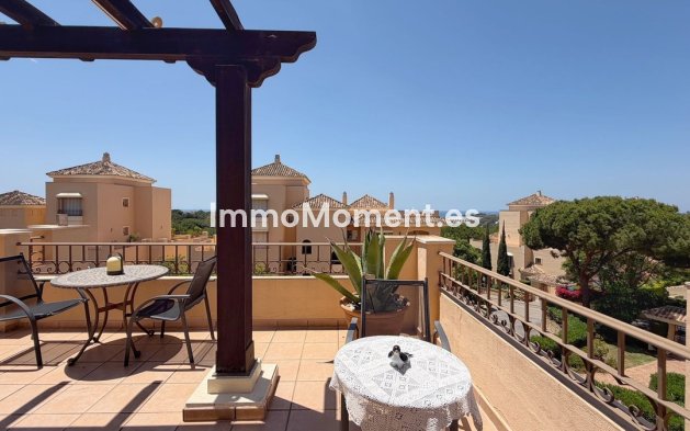Resale - Apartment - Marbella - Elviria