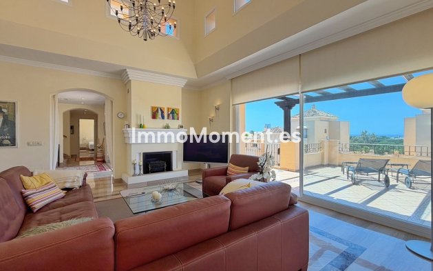 Resale - Apartment - Marbella - Elviria