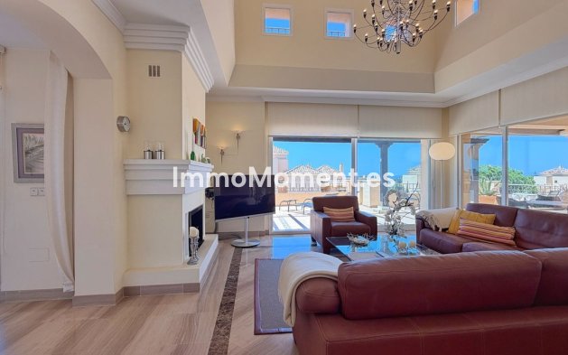 Resale - Apartment - Marbella - Elviria