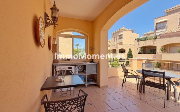 Resale - Apartment - Marbella - Elviria