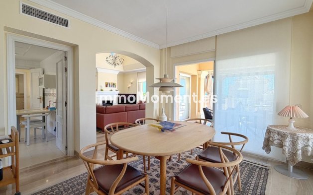 Resale - Apartment - Marbella - Elviria