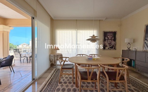 Resale - Apartment - Marbella - Elviria