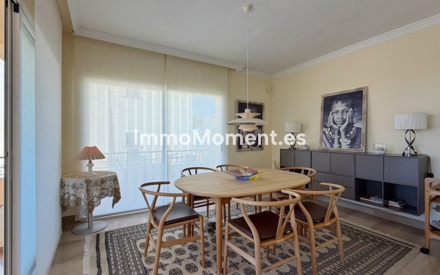 Resale - Apartment - Marbella - Elviria