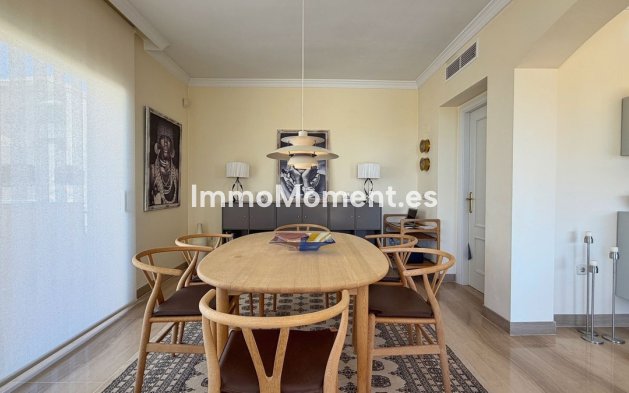 Resale - Apartment - Marbella - Elviria