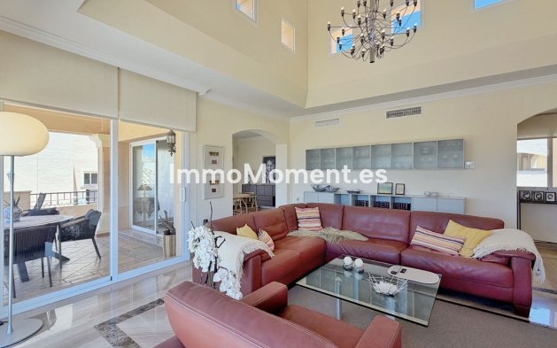 Resale - Apartment - Marbella - Elviria