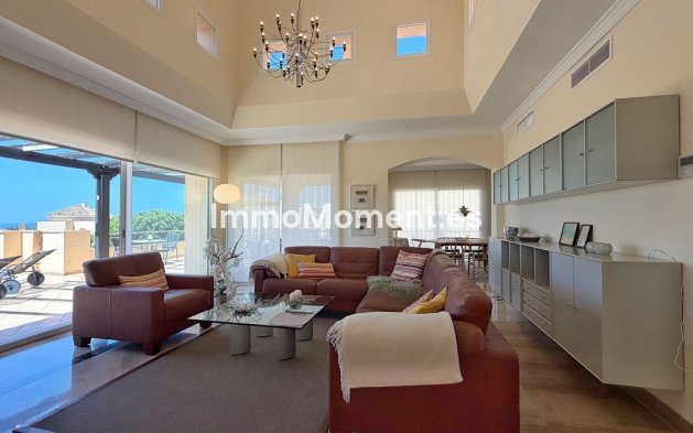 Resale - Apartment - Marbella - Elviria