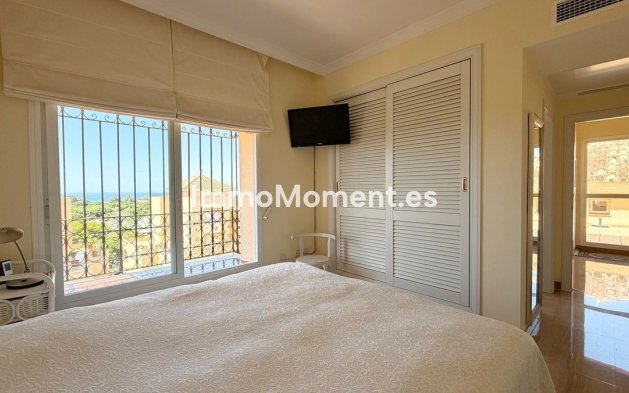 Resale - Apartment - Marbella - Elviria