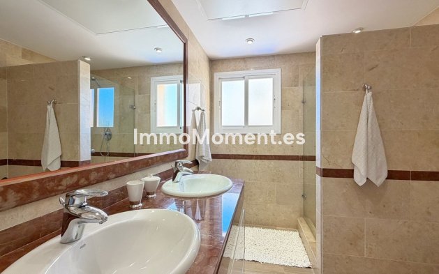Resale - Apartment - Marbella - Elviria