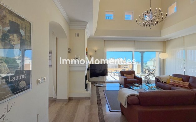 Resale - Apartment - Marbella - Elviria