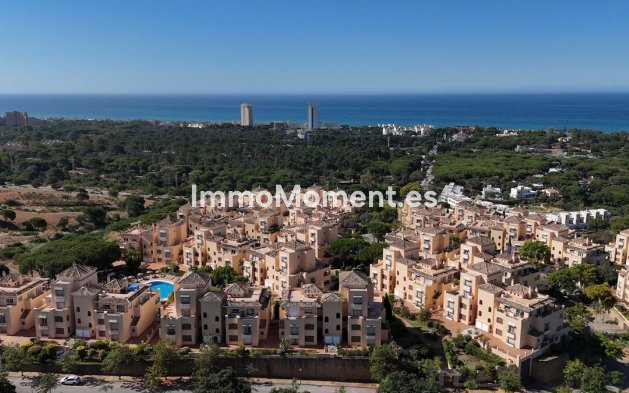 Resale - Apartment - Marbella - Elviria