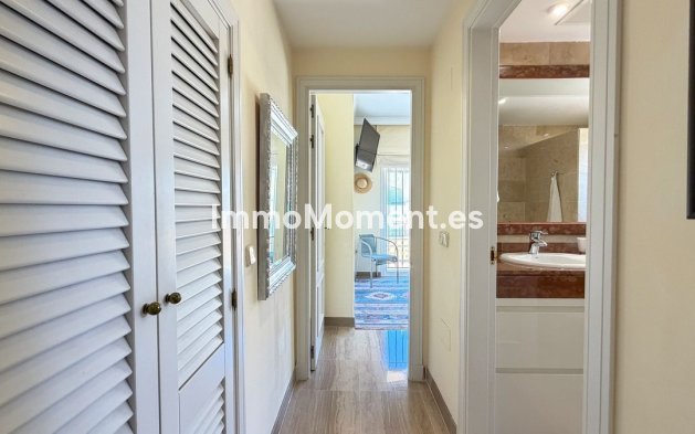 Resale - Apartment - Marbella - Elviria