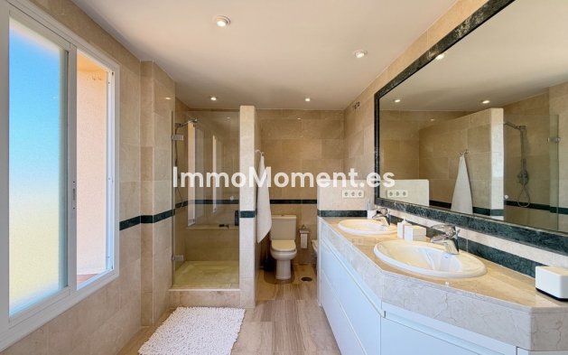 Resale - Apartment - Marbella - Elviria