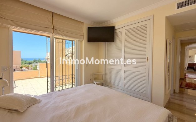 Resale - Apartment - Marbella - Elviria