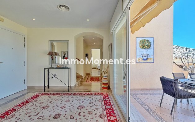 Resale - Apartment - Marbella - Elviria