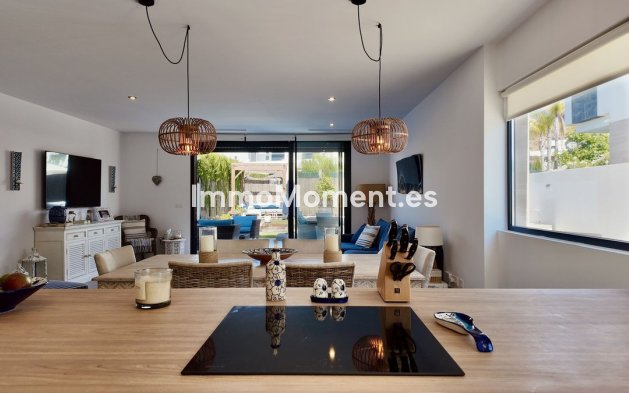 Bestaande woning - Vrijstaande villa - Estepona  - New Golden Mile