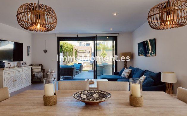 Bestaande woning - Vrijstaande villa - Estepona  - New Golden Mile