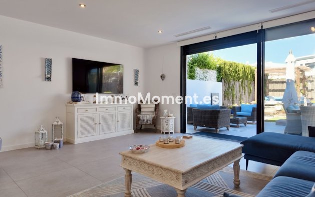 Bestaande woning - Vrijstaande villa - Estepona  - New Golden Mile