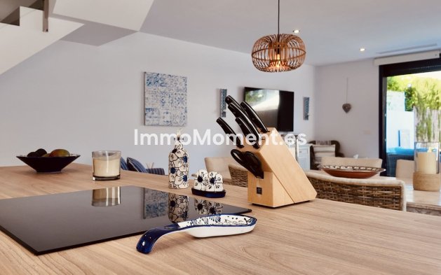 Bestaande woning - Vrijstaande villa - Estepona  - New Golden Mile