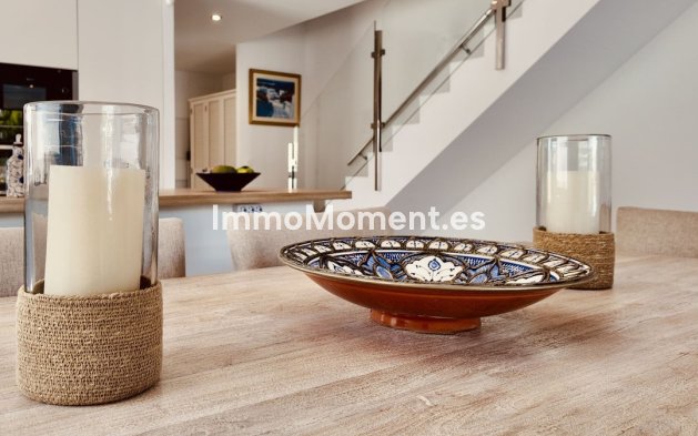 Bestaande woning - Vrijstaande villa - Estepona  - New Golden Mile