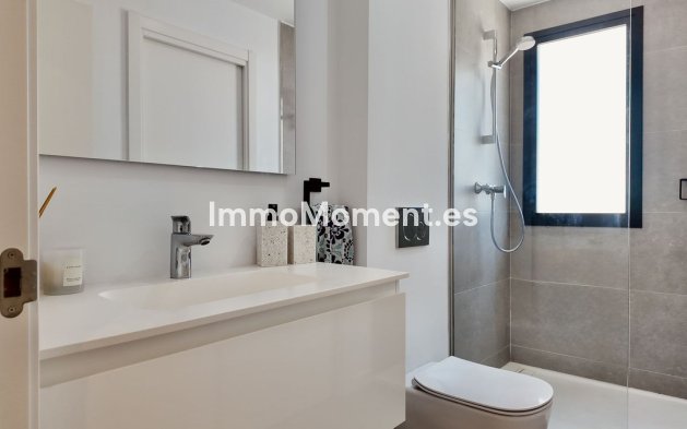 Bestaande woning - Vrijstaande villa - Estepona  - New Golden Mile