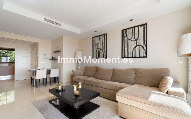 Resale - Apartment - Benahavís - La Quinta