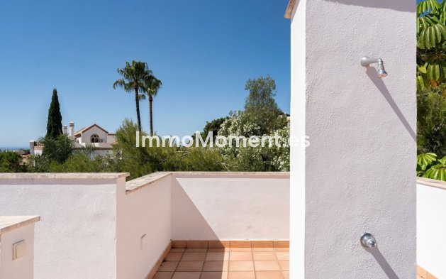 Resale - Apartment - Benahavís - La Quinta