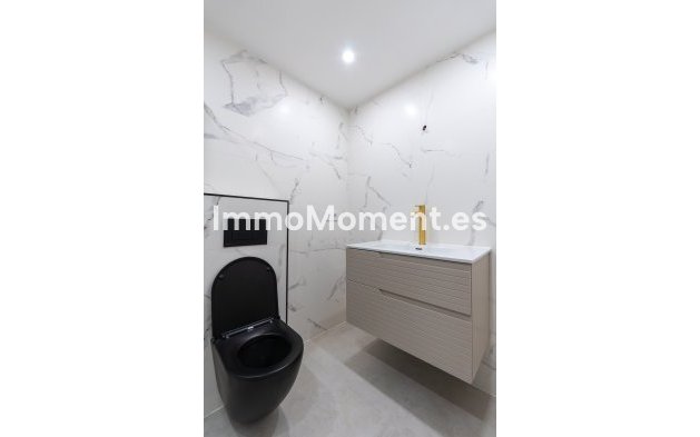 Wiederverkauf - Wohnung - Marbella - Nueva Andalucía