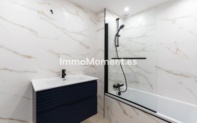 Wiederverkauf - Wohnung - Marbella - Nueva Andalucía