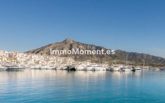 Reventa - Villa independiente - Marbella - Nueva Andalucía