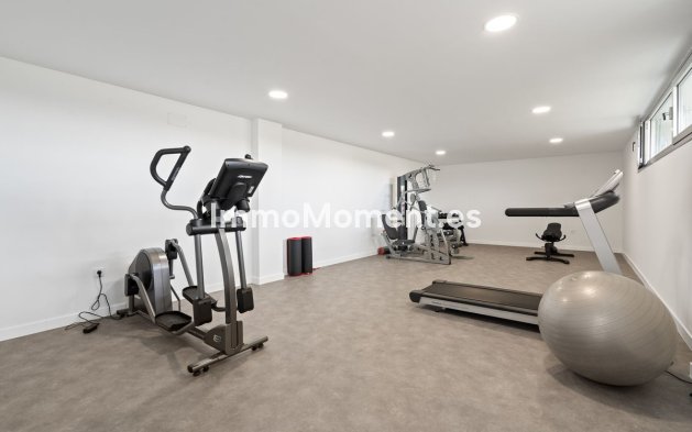 Bestaande woning - Appartement - Estepona  - Estepona Centro