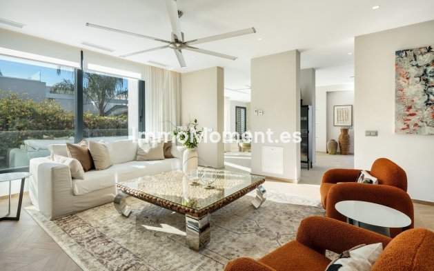 Bestaande woning - Vrijstaande villa - Marbella - Nueva Andalucía