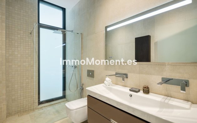Bestaande woning - Vrijstaande villa - Marbella - Nueva Andalucía