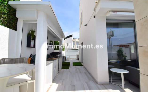 Wiederverkauf - Freistehende Villa - Orihuela - Cabo roig - La Zenia