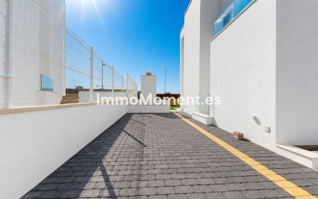 Obra nueva - Villa independiente - Finestrat
