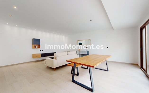 Obra nueva - Villa independiente - Finestrat