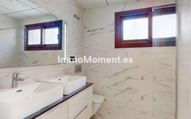 Obra nueva - Villa independiente - Finestrat
