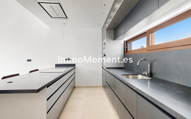 Obra nueva - Villa independiente - Finestrat