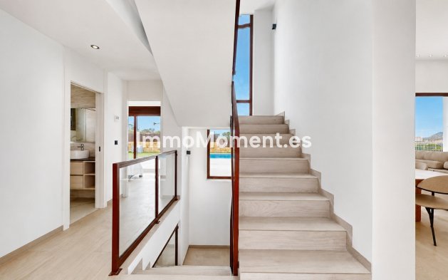 Obra nueva - Villa independiente - Finestrat