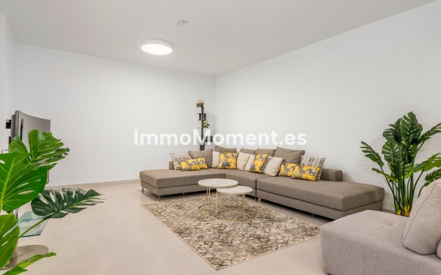 Obra nueva - Villa independiente - Playa Paraiso