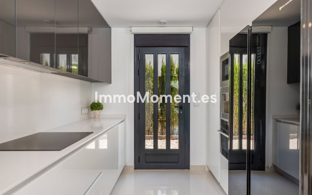 Obra nueva - Villa independiente - Playa Paraiso