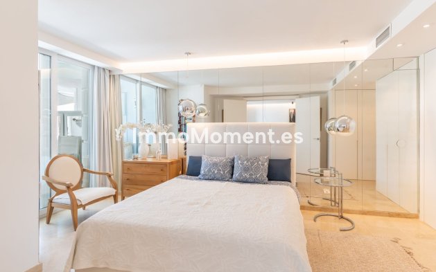 Revente - Appartement - Estepona  - Estepona Centro