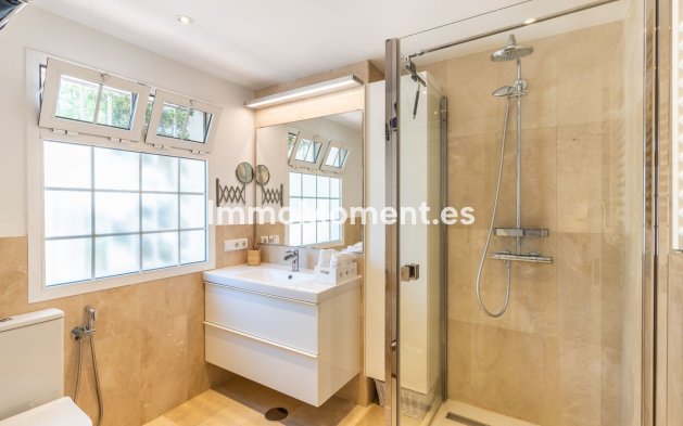Revente - Appartement - Estepona  - Estepona Centro