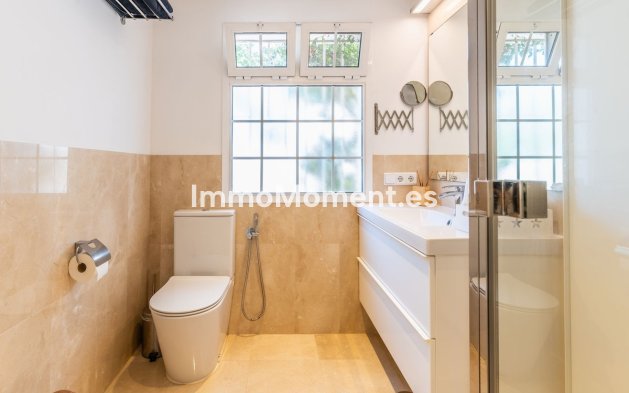 Revente - Appartement - Estepona  - Estepona Centro